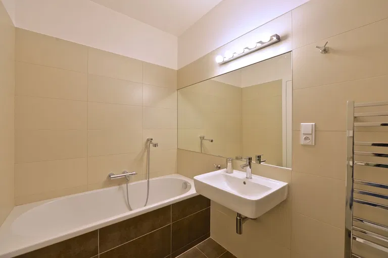 Havlíčkovo náměstí, Žižkov - Praha 3 | Pronájem, Byt, 3+kk, 99 m²