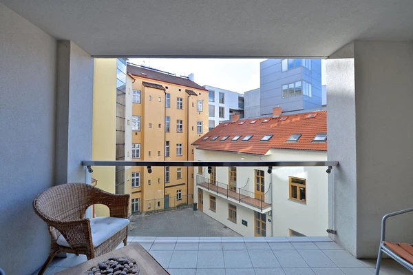 Havlíčkovo náměstí, Žižkov - Prague 3 | Rent, Apartment, Two-bedroom (3+kk), 91 m²