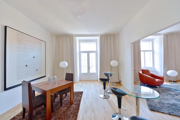 Tychonova, Hradčany - Prague 6 | Sale, Apartment, Two-bedroom (3+kk), 97 m²