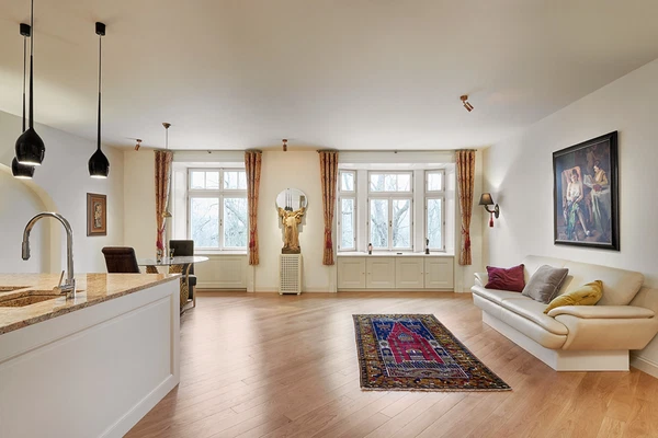 Nad Královskou oborou, Bubeneč - Prague 7 | Sale, Apartment, One-bedroom (2+kk), 86 m²