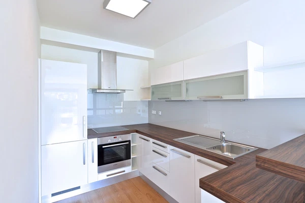 Generála Šišky, Modřany - Prague 4 | Rent, Apartment, Two-bedroom (3+kk), 80 m²