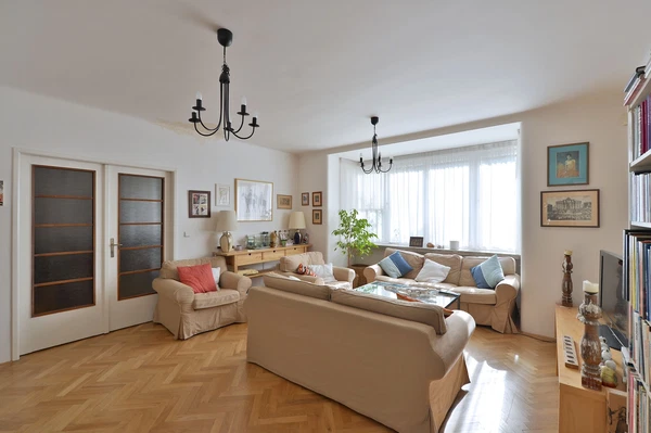 Glinkova, Dejvice - Prague 6 | Rent, Apartment, Three-bedroom (4+1), 121 m²