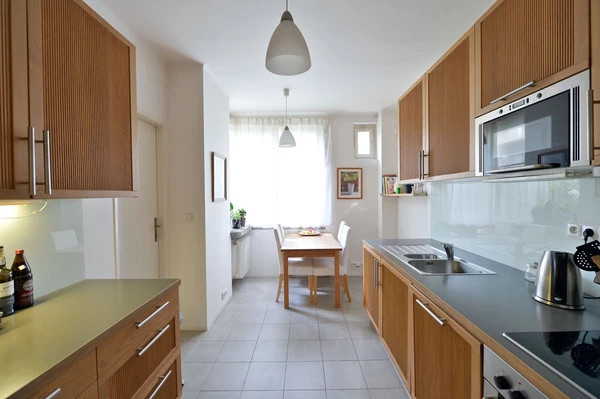 Glinkova, Dejvice - Prague 6 | Rent, Apartment, Three-bedroom (4+1), 121 m²