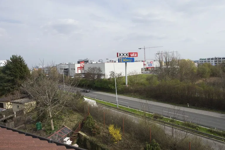 Živcových, Stodůlky - Prague 5 | Rent, House, Four-bedroom (5+kk)