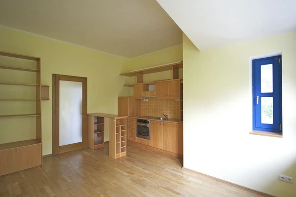 V zátiší, Hodkovičky - Prague 4 | Sale, House, Five-bedroom (6+kk)