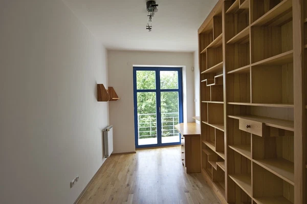 V zátiší, Hodkovičky - Prague 4 | Sale, House, Five-bedroom (6+kk)