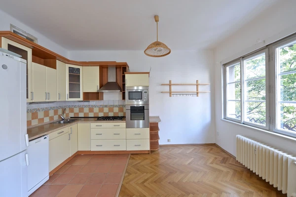 Národní obrany, Bubeneč - Praha 6 | Pronájem, Byt, 3+kk, 95 m²