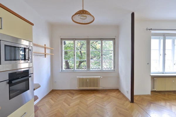 Národní obrany, Bubeneč - Praha 6 | Pronájem, Byt, 3+kk, 95 m²