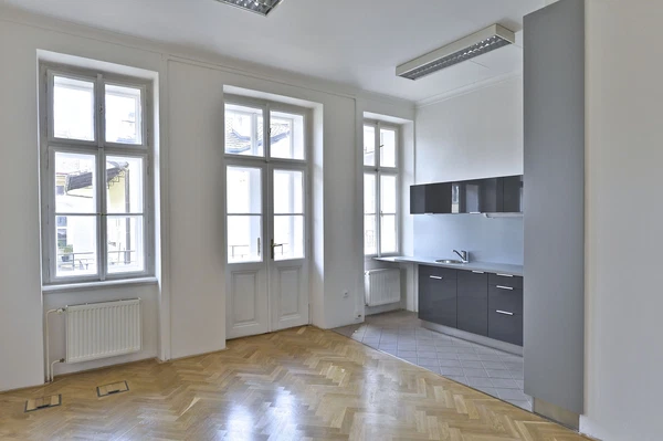 Všehrdova, Malá Strana - Prague 1 | Rent, Apartment, Two-bedroom (3+1), 115 m²