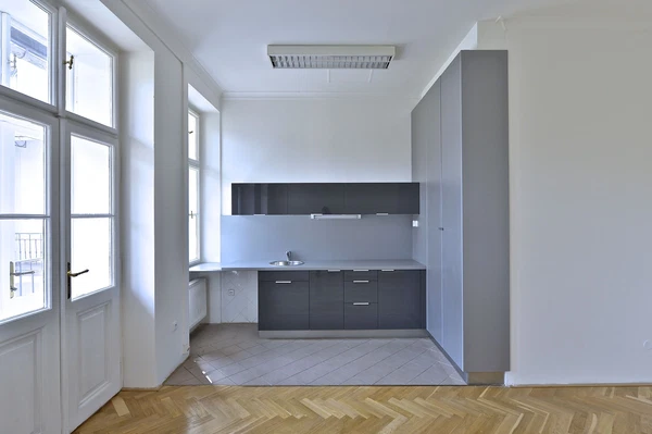 Všehrdova, Malá Strana - Prague 1 | Rent, Apartment, Two-bedroom (3+1), 115 m²