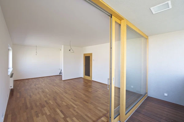 Na Výši, Košíře - Prague 5 | Sale, Apartment, One-bedroom (2+kk), 65 m²