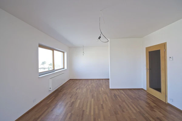 Na Výši, Košíře - Prague 5 | Sale, Apartment, One-bedroom (2+kk), 65 m²