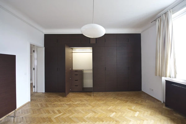 Pětidomí, Bubeneč - Prague 6 | Sale, Apartment, Three-bedroom (4+1), 170 m²