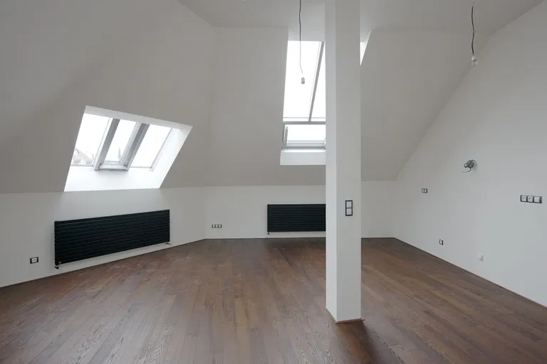 Kubelíkova, Žižkov - Prague 3 | Sale, Apartment, Two-bedroom (3+kk), 98 m²