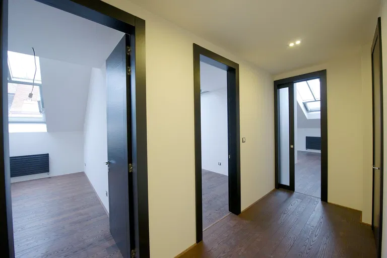 Kubelíkova, Žižkov - Prague 3 | Sale, Apartment, Two-bedroom (3+kk), 98 m²