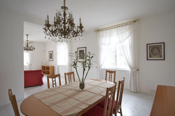 Lomená, Střešovice - Prague 6 | Sale, House, Six-bedroom (7+1)