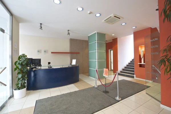 Londýnská, Vinohrady - Prague 2 | Rent, Office building, 1 731 m²