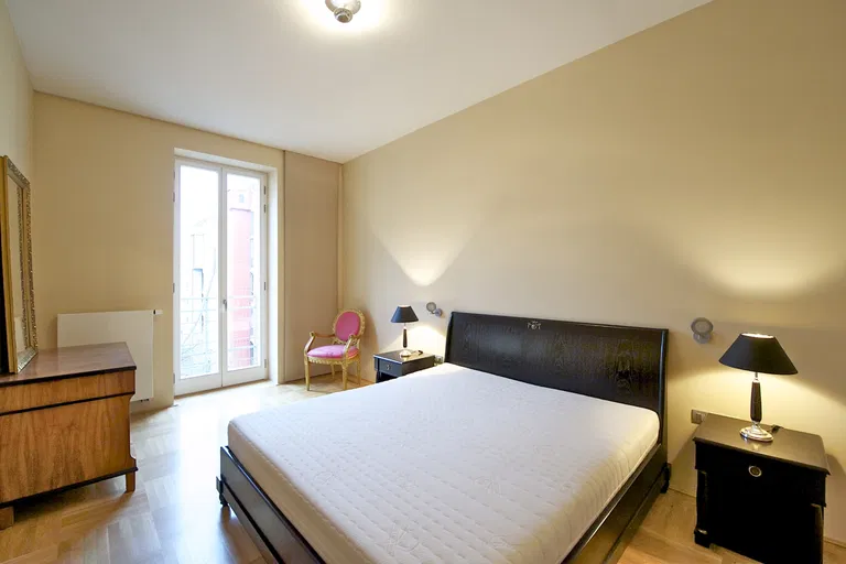 U kanálky, Vinohrady - Prague 2 | Sale, Apartment, Two-bedroom (3+kk), 109 m²