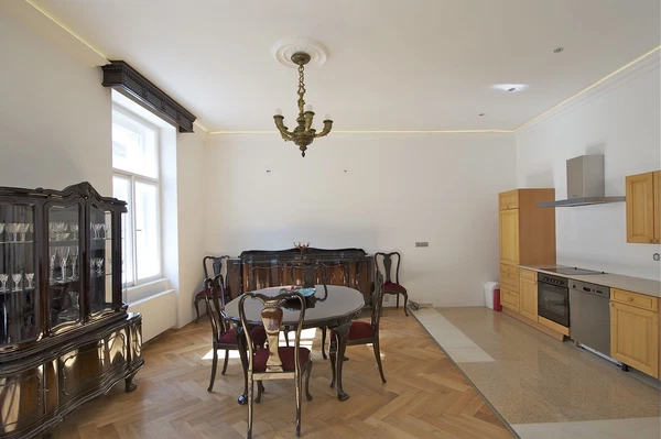 Korunní, Vinohrady - Prague 2 | Sale, Apartment, Two-bedroom (3+kk), 97 m²