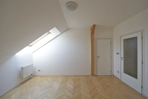 Záhřebská, Vinohrady - Prague 2 | Sale, Apartment, Four-bedroom (5+kk), 239 m²