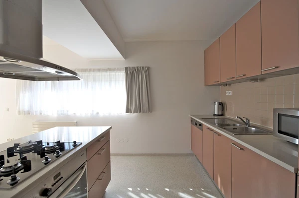 Charlese de Gaulla, Bubeneč - Prague 6 | Sale, Apartment, Two-bedroom (3+1), 98 m²