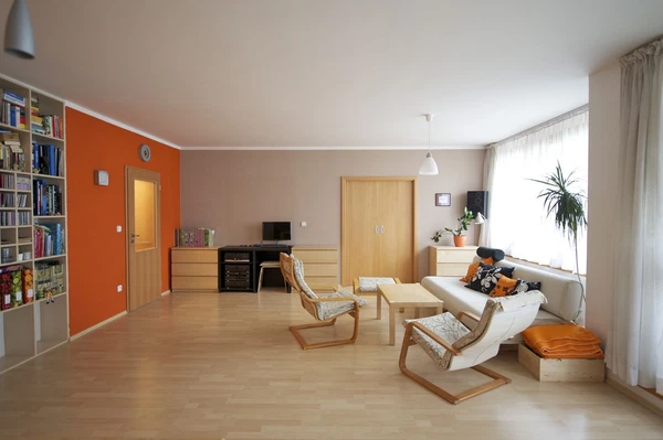 Randova, Smíchov - Prague 5 | Sale, Apartment, One-bedroom (2+kk), 73 m²