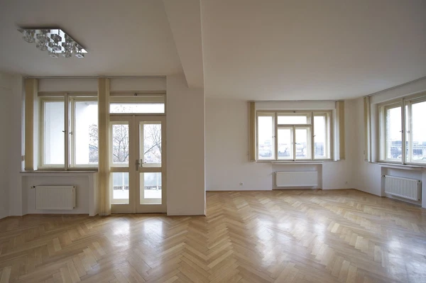 Nad Petruskou, Vinohrady - Prague 2 | Rent, Apartment, Three-bedroom (4+kk), 120 m²