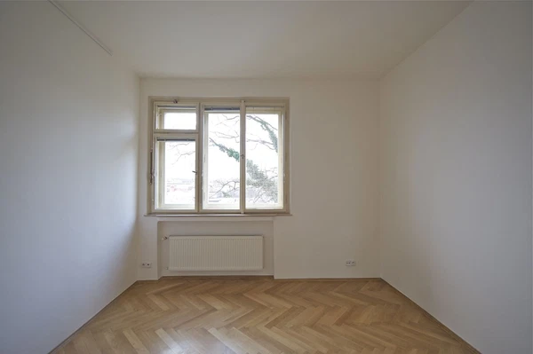 Nad Petruskou, Vinohrady - Prague 2 | Rent, Apartment, Three-bedroom (4+kk), 120 m²