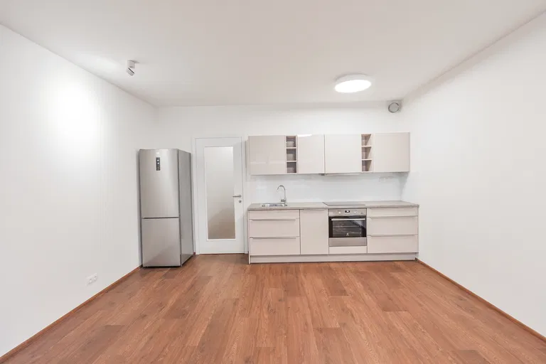 Česká, Košíře - Praha 5 | Prenájom, Byt, 1-izbový, 48 m²