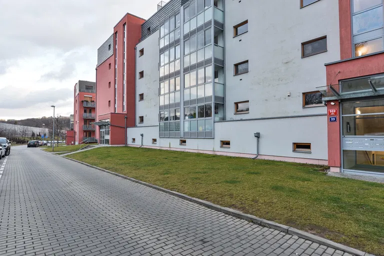 Naardenská, Liboc - Praha 6 | Prenájom, Byt, 4-izbový, 101 m²