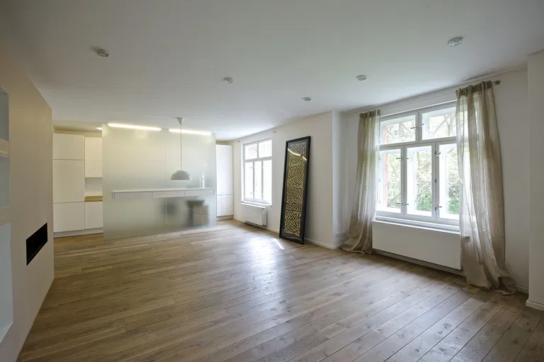 Lomená, Střešovice - Praha 6 | Prenájom, Byt, 3-izbový, 108 m²