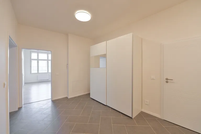 Heřmanova, Holešovice - Praha 7 | Prenájom, Byt, 2-izbový, 84 m²