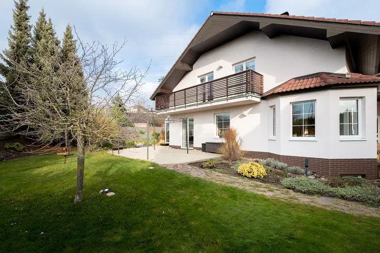 Nad Lomem, Brno - Líšeň - Brno-město | Sale, House, Four-bedroom (5+1), 318 m²
