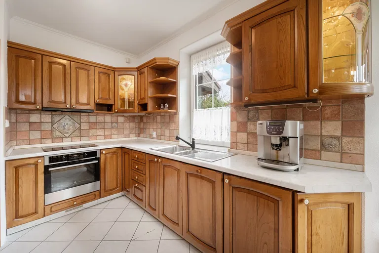 Nad Lomem, Brno - Líšeň - Brno-město | Sale, House, Four-bedroom (5+1), 318 m²