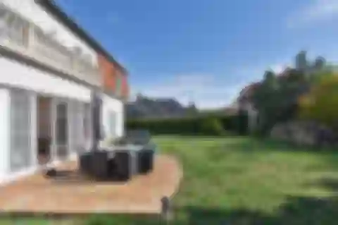 U Komárova, Průhonice - Praha-západ | Prenájom, Rodinný dom, 7-izbový, 610 m²