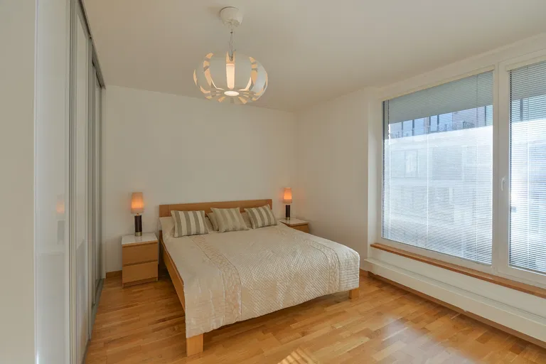 Italská, Vinohrady - Prague 2 | Rent, Apartment, One-bedroom (2+kk), 76 m²
