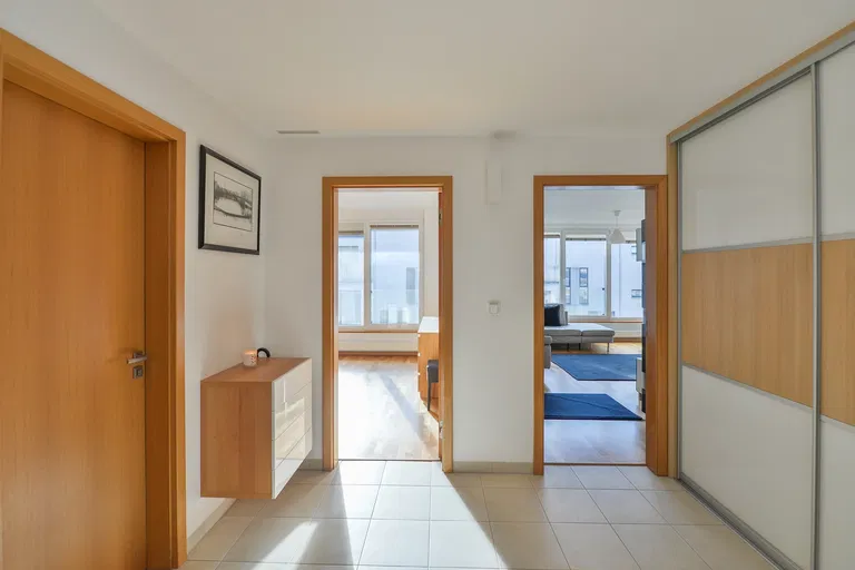 Italská, Vinohrady - Prague 2 | Rent, Apartment, One-bedroom (2+kk), 76 m²