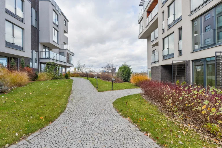 Italská, Vinohrady - Prague 2 | Rent, Apartment, One-bedroom (2+kk), 76 m²