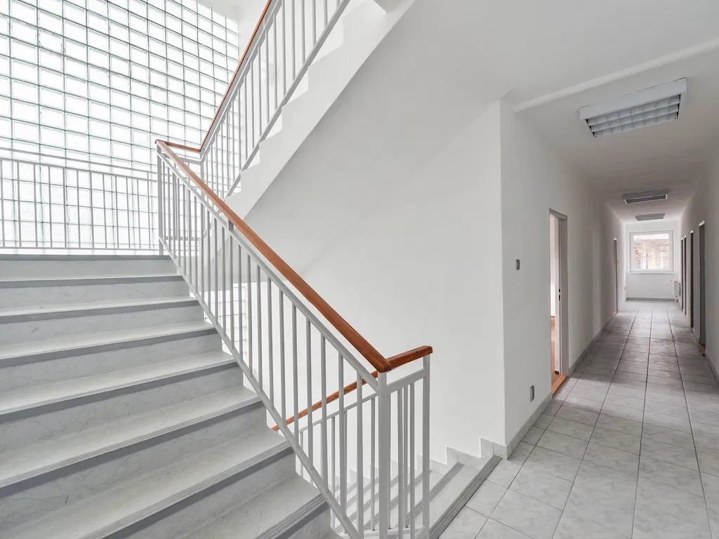 Plynárenska, Ružinov - Bratislava II | Sale, Office building, 497 m²