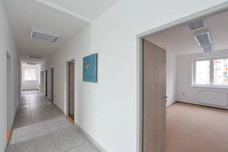 Plynárenska, Ružinov - Bratislava II | Sale, Office building, 497 m²