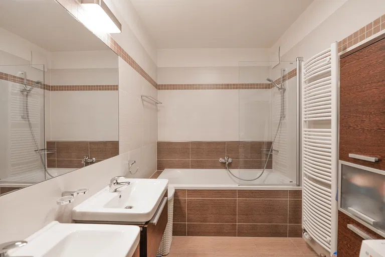 Sazovická, Zličín - Praha 5 | Prenájom, Byt, 3-izbový, 85 m²