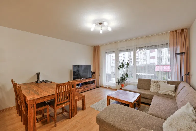 Sazovická, Zličín - Praha 5 | Prenájom, Byt, 3-izbový, 85 m²