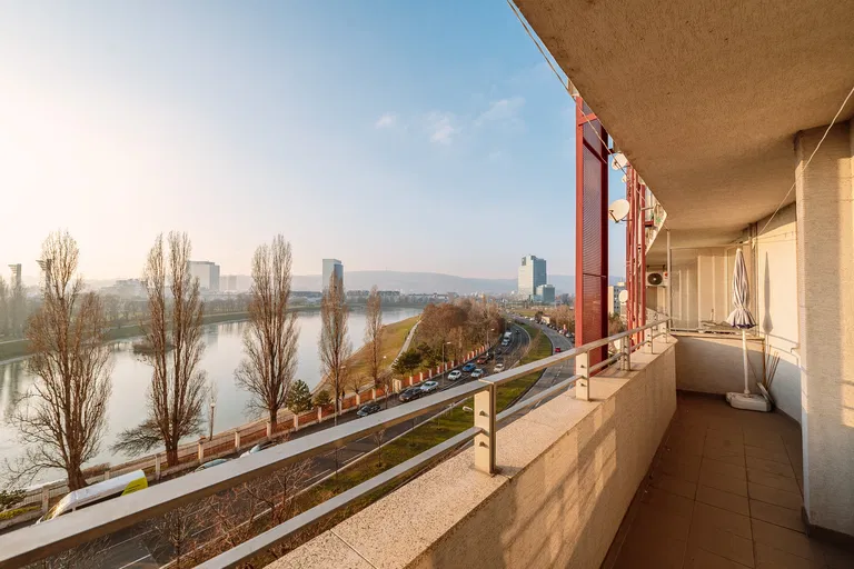 Tomášikova, Nové Mesto - Bratislava III | Rent, Apartment, One-bedroom (2+1), 78 m²