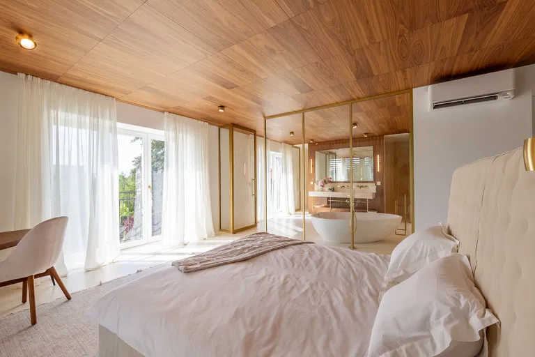 Nad Zlatnicí, Dejvice - Prague 6 | Sale, House, Six-bedroom (7+kk), 527 m²