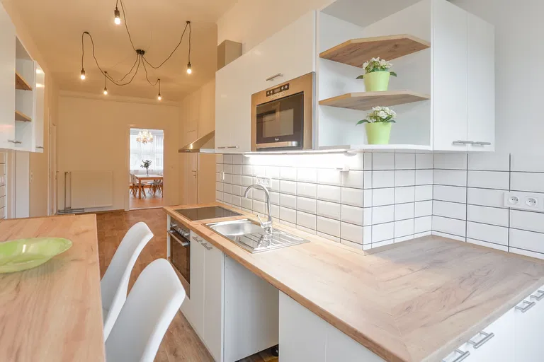 Korunní, Vinohrady - Prague 3 | Sale, Apartment, Two-bedroom (3+1), 107 m²