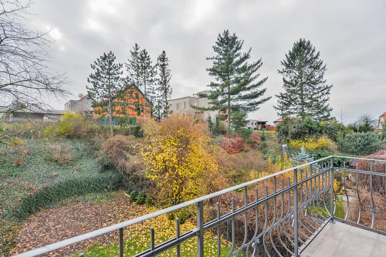 Bezručova, Roztoky - Praha-západ | Predaj, Rodinný dom, 6-izbový, 320 m²