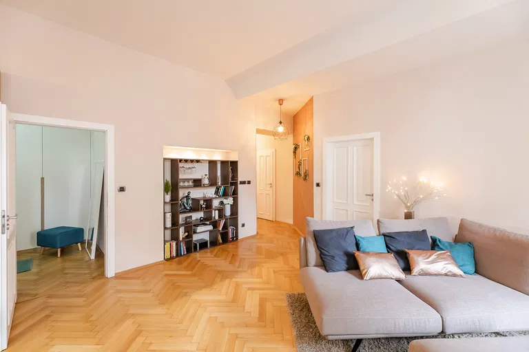 Šafaříkova, Vinohrady - Prague 2 | Sale, Apartment, Two-bedroom (3+kk), 79 m²