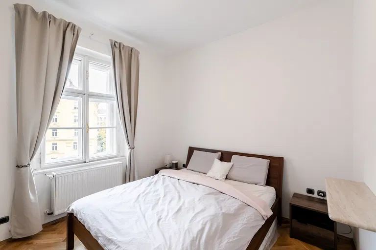 Šafaříkova, Vinohrady - Prague 2 | Sale, Apartment, Two-bedroom (3+kk), 79 m²