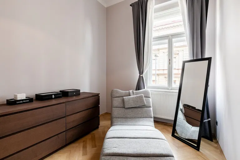 Šafaříkova, Vinohrady - Prague 2 | Sale, Apartment, Two-bedroom (3+kk), 79 m²