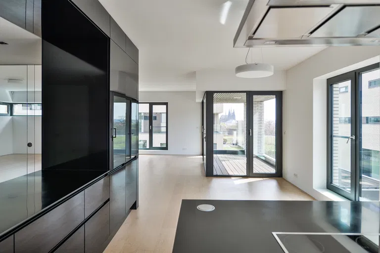 U Laboratoře, Střešovice - Praha 6 | Prenájom, Byt, 4-izbový, 193 m²